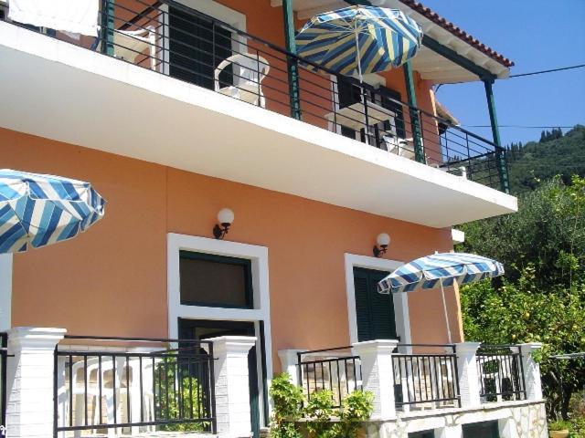 Nikolas Apartments Kalami Bay Esterno foto