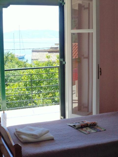 Nikolas Apartments Kalami Bay Esterno foto